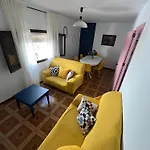 La Casa Colores 度假居 *